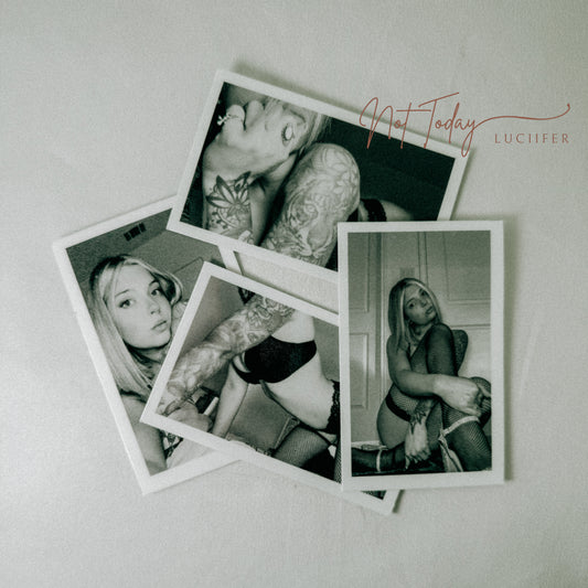 Four Personalized Wallet Photos